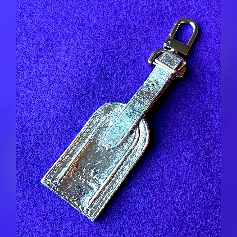 LV Authentic METALLIC Silver Leather Name Tag Bag Charm Key Chain RARE OAK